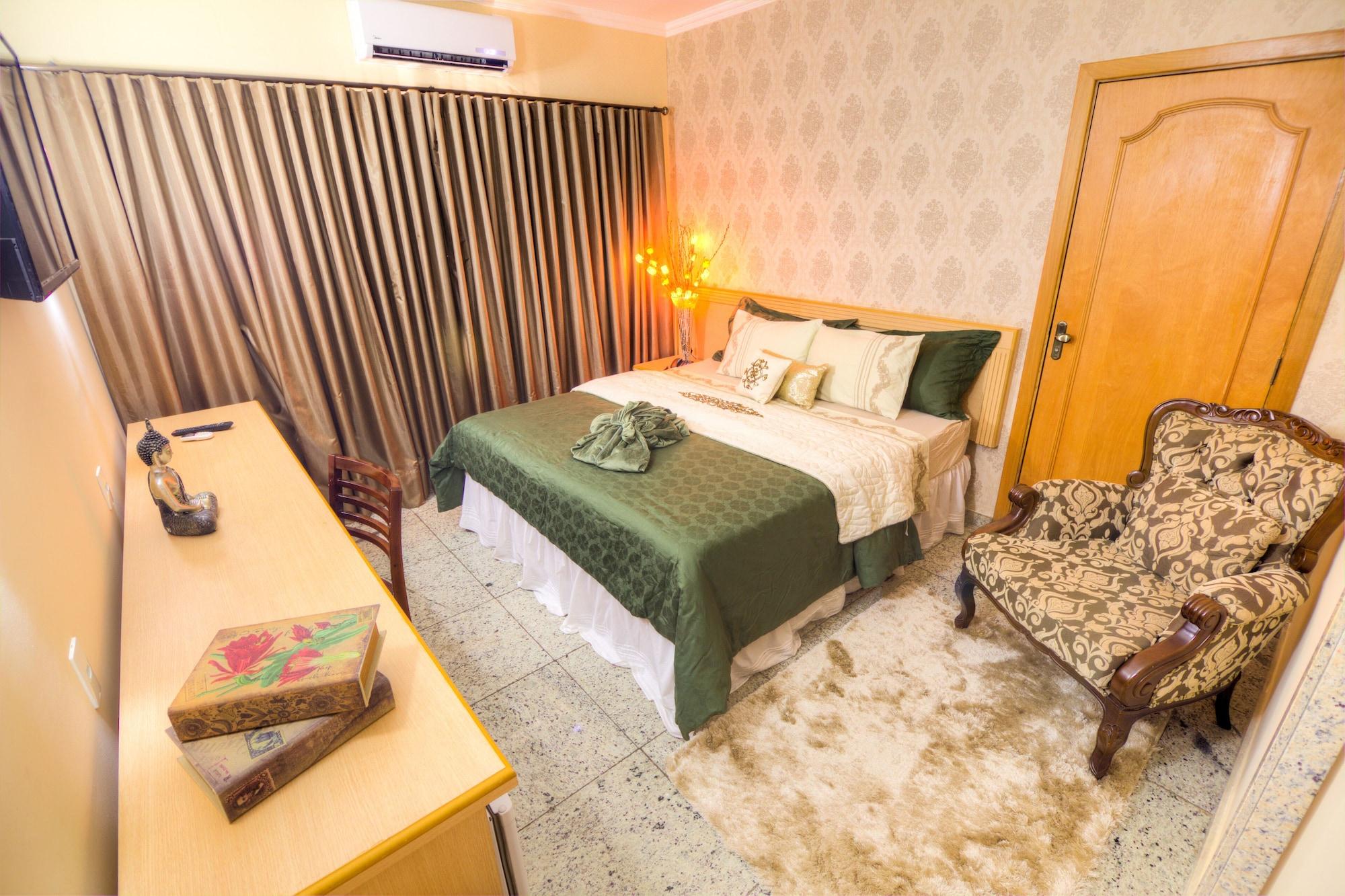 Hotel Golden Park Uberaba By Nacional Inn Esterno foto