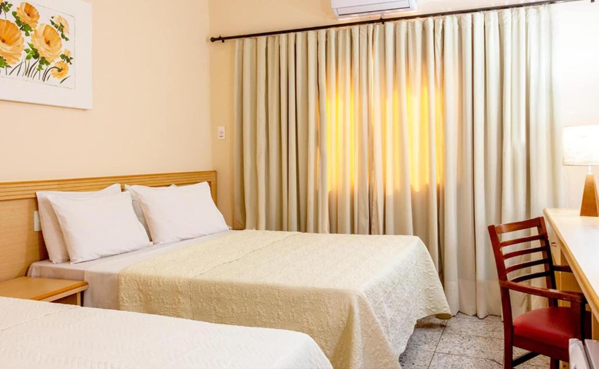 Hotel Golden Park Uberaba By Nacional Inn Esterno foto