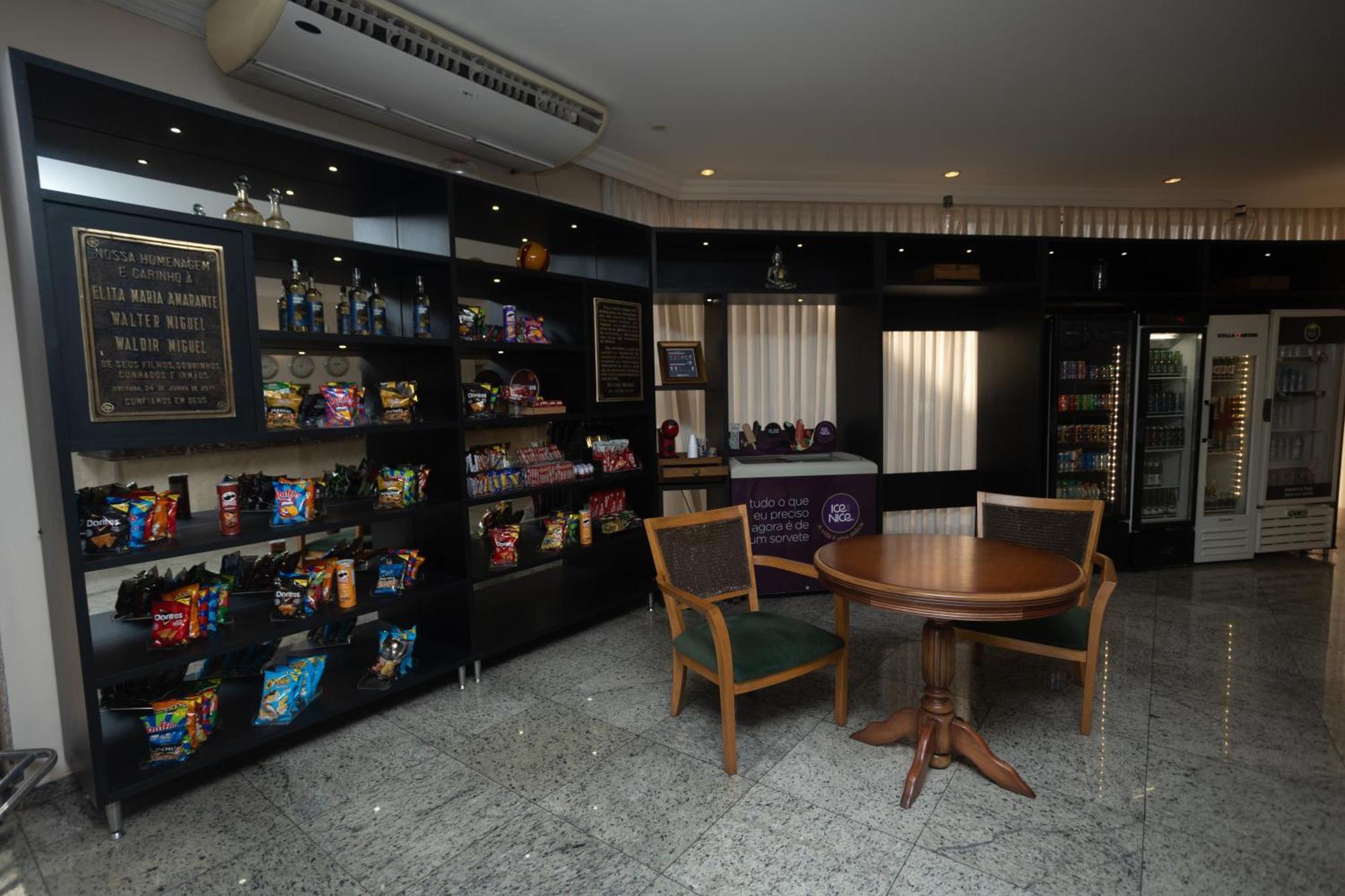 Hotel Golden Park Uberaba By Nacional Inn Esterno foto